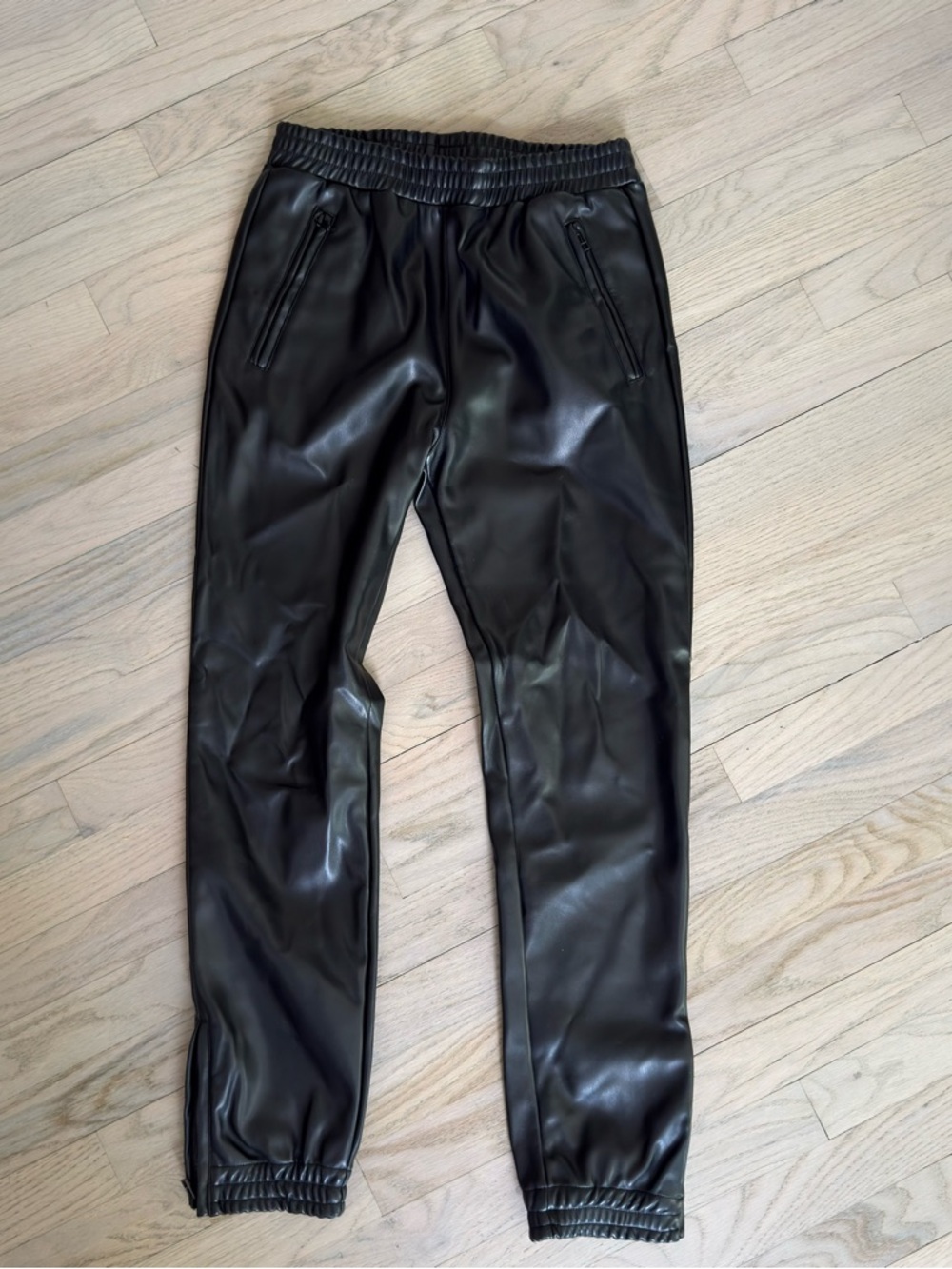 JENNIFERLE Black Leather Jogger Pants S